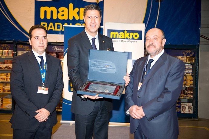 El alcalde de Badalona X.Garcia Albiol en el 30 aniversario de Makro en Badalona