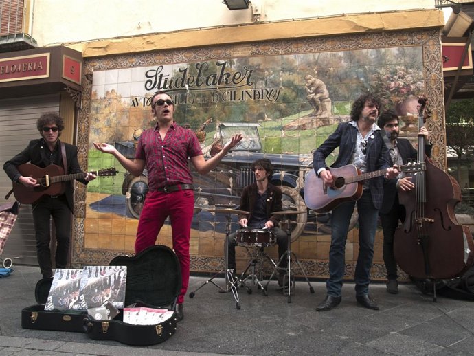 Portada disco de Los Sentíos