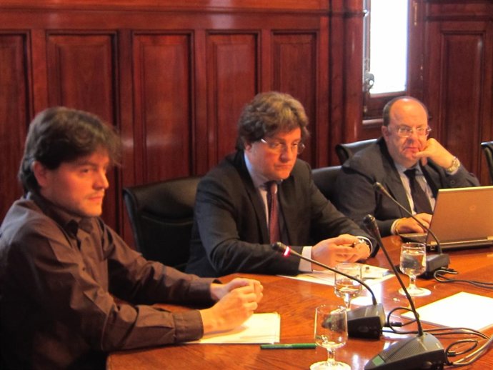 El juez G.Soler, el juez J.M.Fdez Seijo,  y R. Luna (PP)