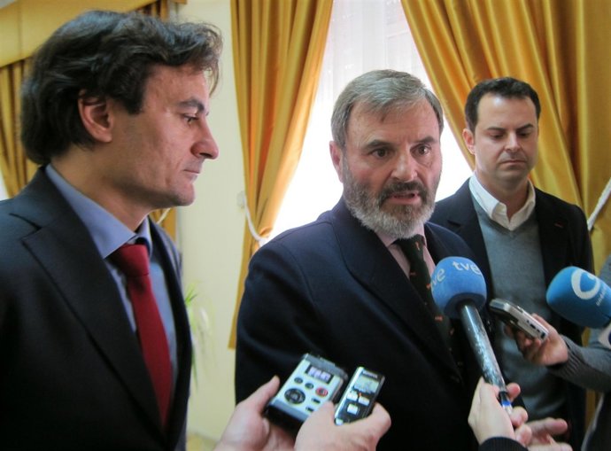 José Agustín González, Juan Lillo y Juan Luis Ávila