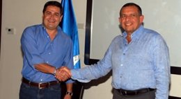 Juan Hernández y Porfirio Lobo 