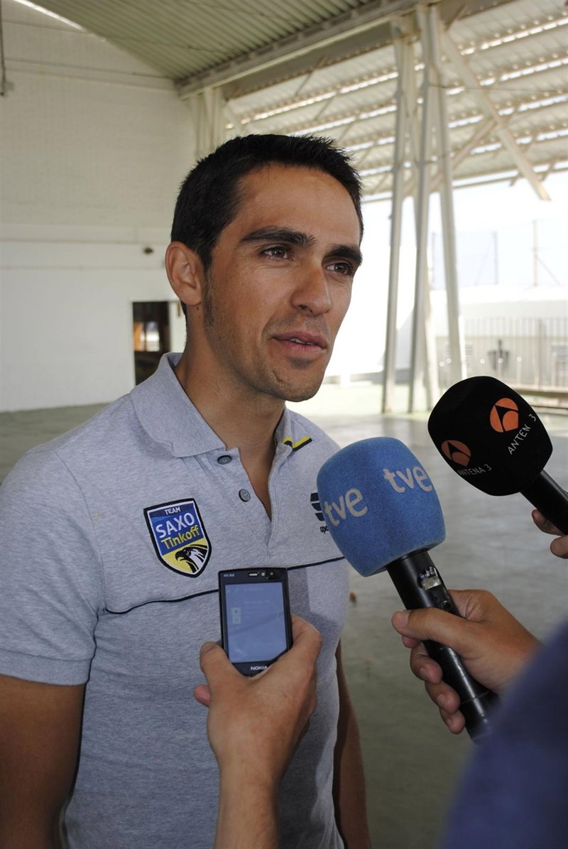 Ciclistas del Saxo Bank-Tinkoff liderados por Contador ...