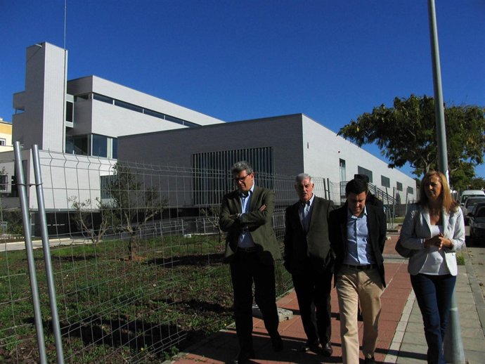 Visita al centro de salud de El Jardinillo.