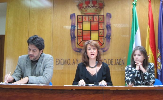 Antonio Guinea de Toro, María del Mar Shaw y Carmen Guerrero