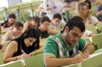 Educación retrasará las oposiciones para Secundaria hasta 2015