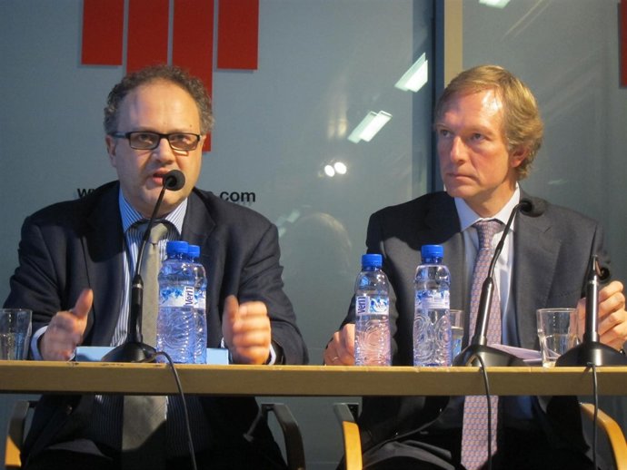J.F.Ainaud (Empresas Culturales) y el director del Inaem, M.A.Recio Crespo.