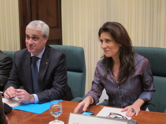 El conseller de Justicia, Germà Gordó, y la diputada Gemma Calvet (ERC).
