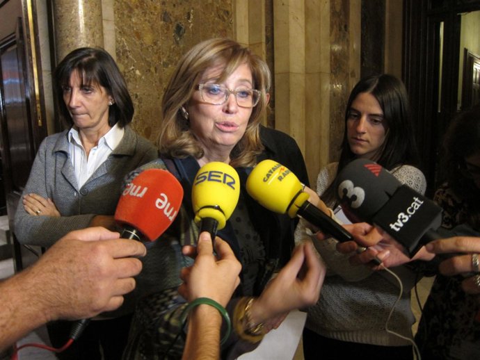 Irene Rigau (consellera de Enseñanza) 