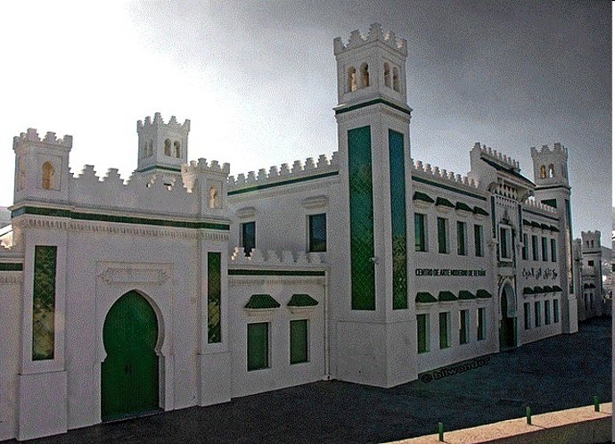 Estación de Tetuán remodelada por Sacyr