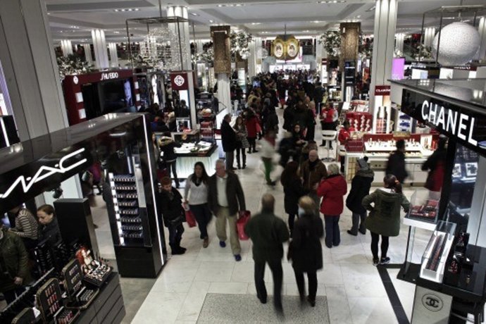 NEW YORK, NY - NOVEMBER 28: Customers shop at Macy's Herald Square after the sto