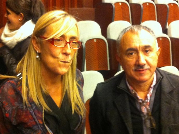 La sec grl de la FSP y el sec grl de UGT de Cat., E.Fernández y J.M. Àlvarez 