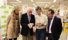 Alonso celebra el Día de las Librerías