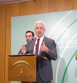 Manuel Jiménez Barrios, consejero andaluz de la Presidencia