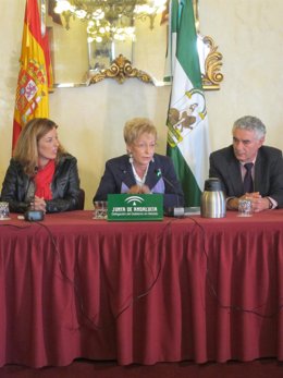 Víboras ofrece una rueda de prensa en Almería