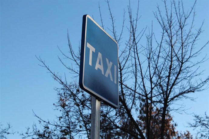 PARADA DE TAXI (Archivo)