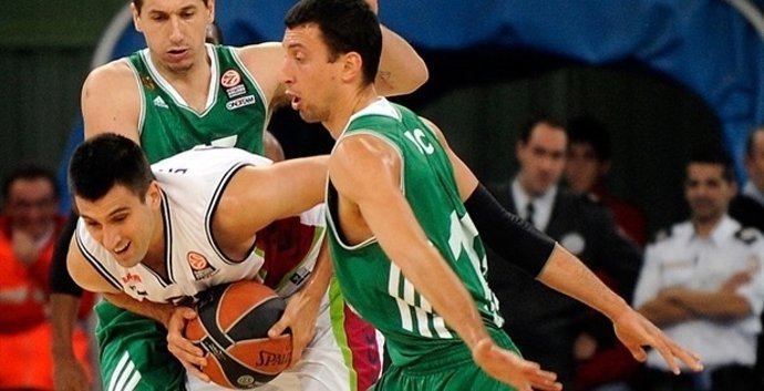 Milko Bjelica, ante el Panathinaikos en la Euroliga