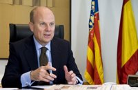 Buch asegura que el mantenimiento de la empresa habría obligado a hacer "recortes de tipo social"