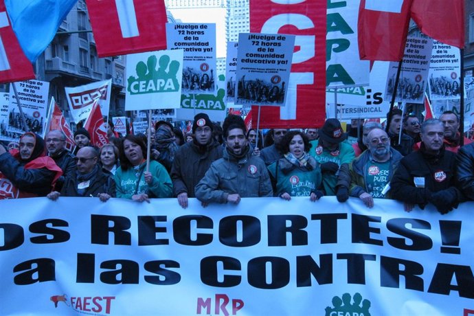 Manifestación educación Plataforma Estatal por la Escuela Pública