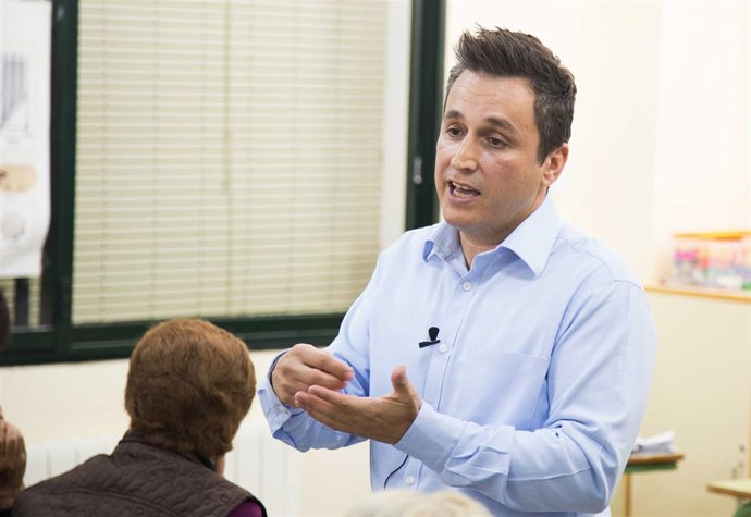 El alcalde de Tocina y Los Rosales, Francisco Calvo  (PA)