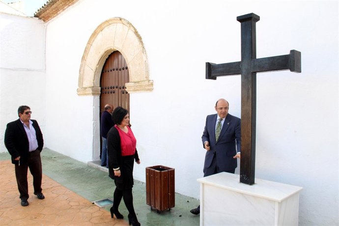 Visita de Péres a Gobernador