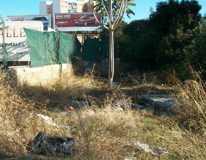 Entorno de la zona bajo el puente de Peris y Valero de Valencia