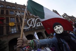 Manifestación en México DF contra el Gobierno de Enrique Peña Nieto