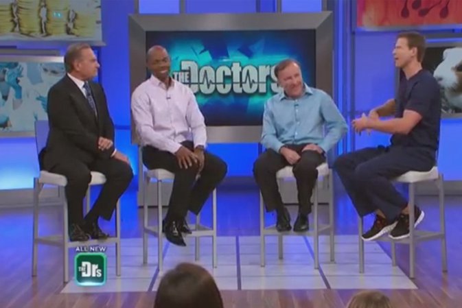 Hombre dona su testículo por un coche