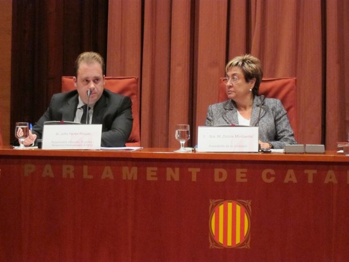 Jofre Farrés (Aicec-Adicae) y la diputada Dolors Montserrat
