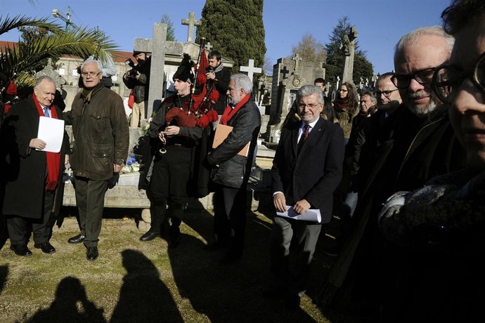 Homenaje a Blanco Amor en Ourense
