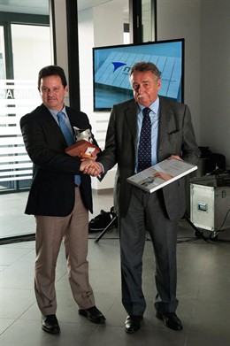 Matsa recibe el premio MC Mutual 'Antonio Baró'. 