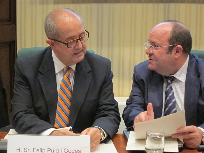 Felip Puig presenta el presupuesto de Empresa y Empleo en el Parlament