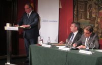 El presidente de la Internacional Liberal insta al Estado a emular la vía escocesa