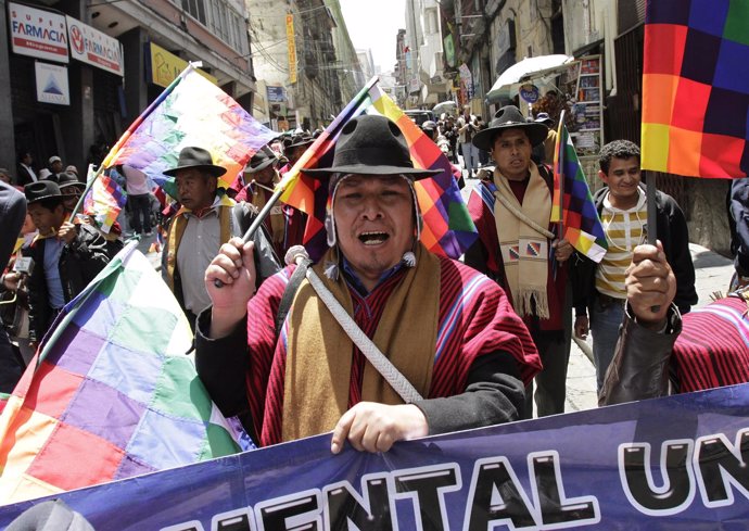 Los Indígenas De Bolivia Se Manifiestan 