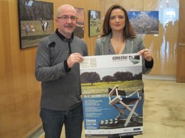 Antonio Gil Y Elisa Cruz En La Presentación De Cinextur En Cáceres