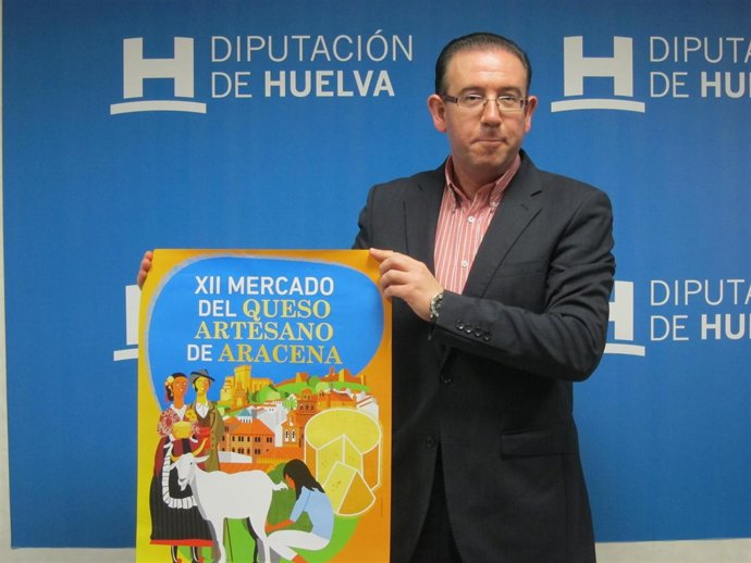 El alcalde de Aracena, Manuel Guerra, presenta el XII Mercado del Queso Artesano