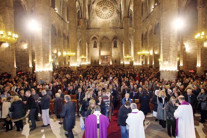 Memorial religioso en Santa Maria del Mar oficiado por Sistach