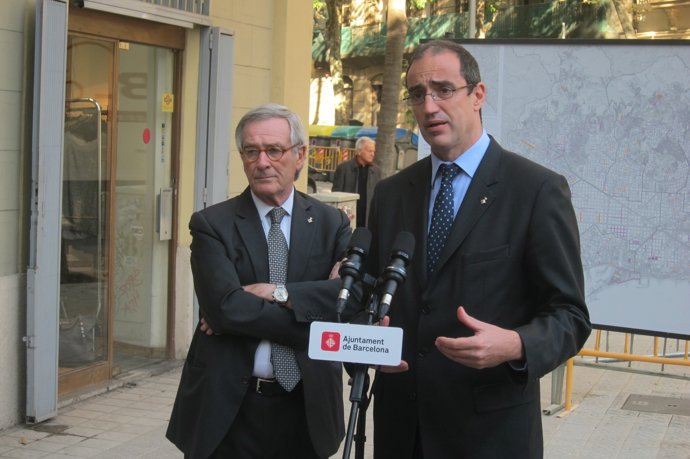 El alcalde Xavier Trias y el tercer teniente de alcalde, Antoni Vives