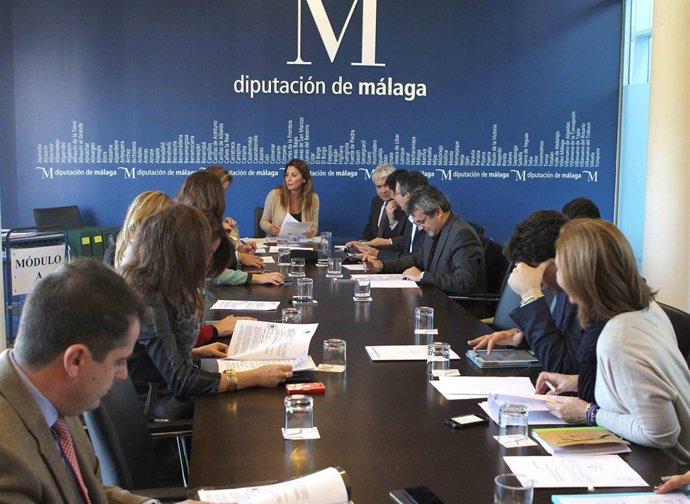 Ana mata en la junta de gobierno de diputación 