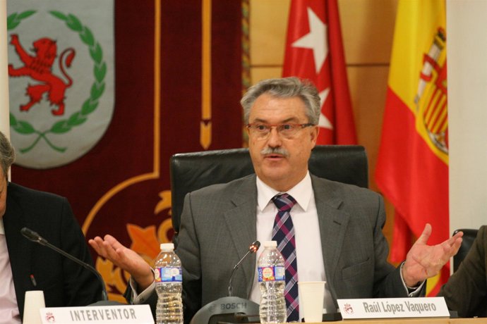 El alcalde de Coslada, Raul López Vaquero, durante el pleno del 3 de diciembre