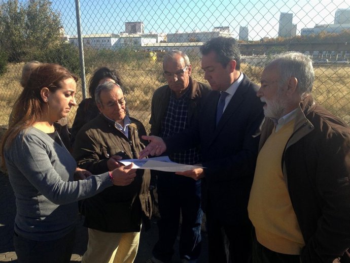 Espadas con vecinos de Tartessos