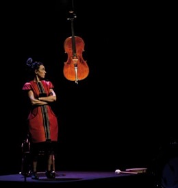 Escena de 'La Viola no está sola', de Belén Otxotorena