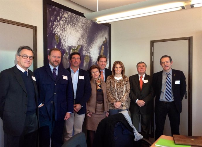 Representantes de la Plataforma en Defensa de Regadíos del Condado en Bruselas.