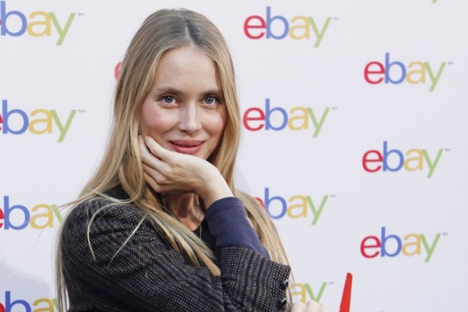 Vanesa Lorenzo presume de embarazo en eBay