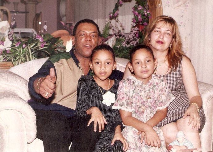 El Joe Arroyo con sus hijas