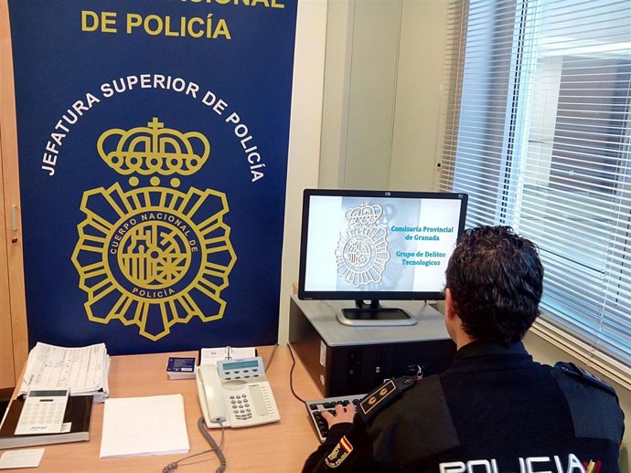 El Grupo de Delitos Tecnológicos de la Policía Nacional en Granada 