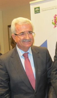 Junta expresa una "gran preocupación" ante el Informe CORA, que supone "rebajar la calidad y los controles democráticos"