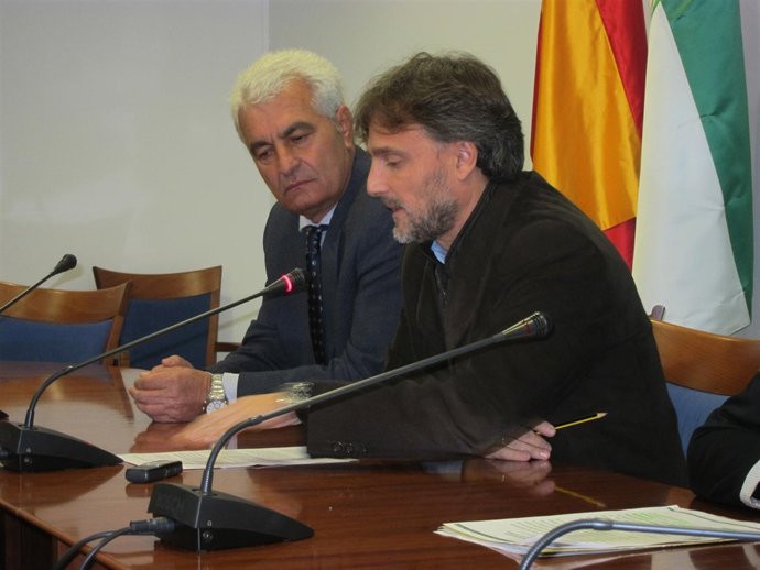 El delegado de la Junta en Huelva, José Fiscal. 