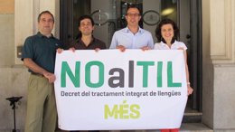 Pancarta de 'NO AL TIL', de MÉS