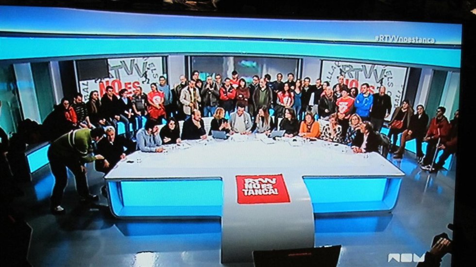 Trabajadores de RTVV en el plató
