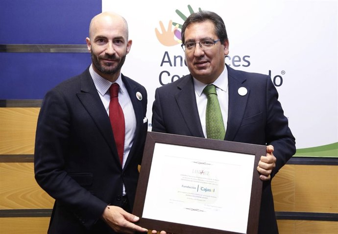 Lándaluz otorga el 'Distintivo de Calidad' a la Fundación Cajasol.